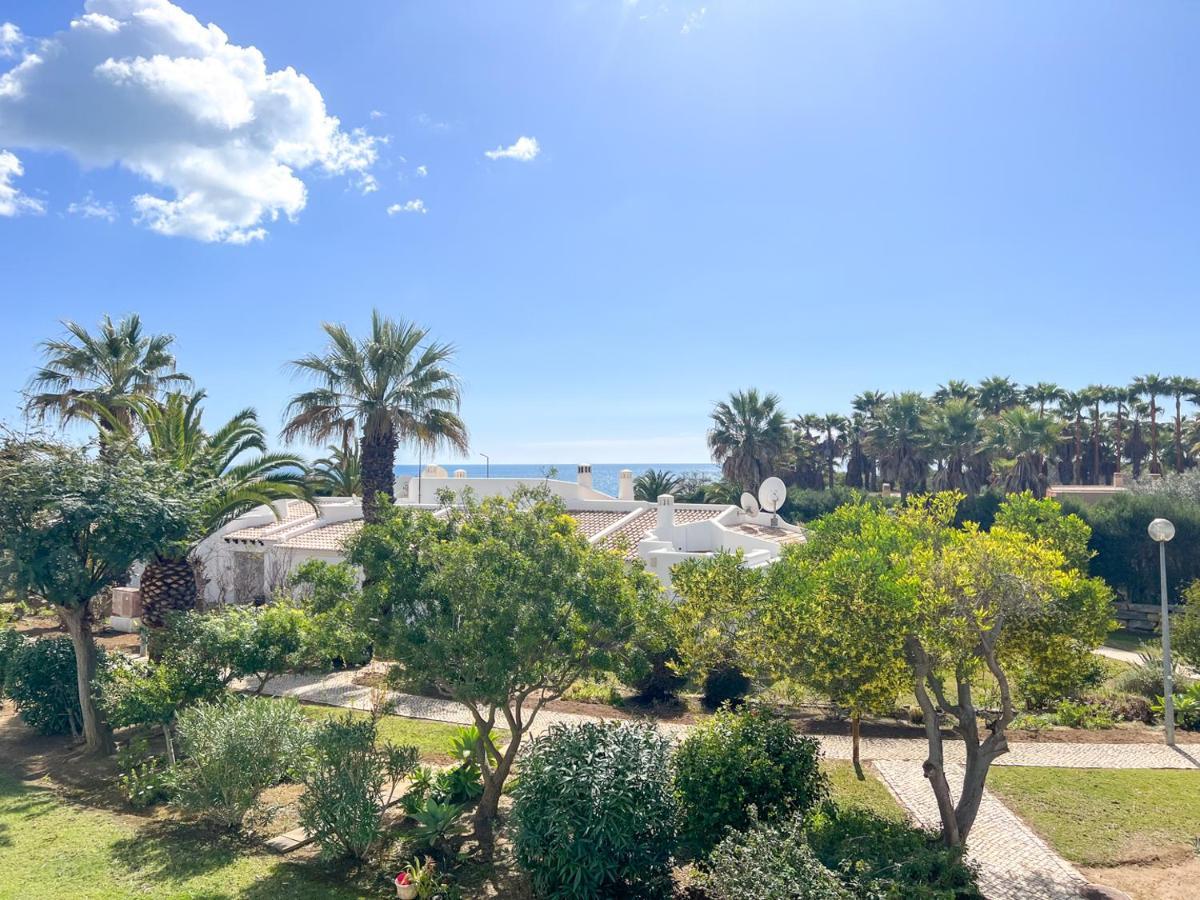 Lovely Apartment In Albufeira 2Bd 250M Beach Ocean View And Ac Wi-Fi Pool Exterior photo